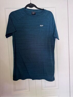 MyProtein Men’s Essential Seamless T-Shirt size Small